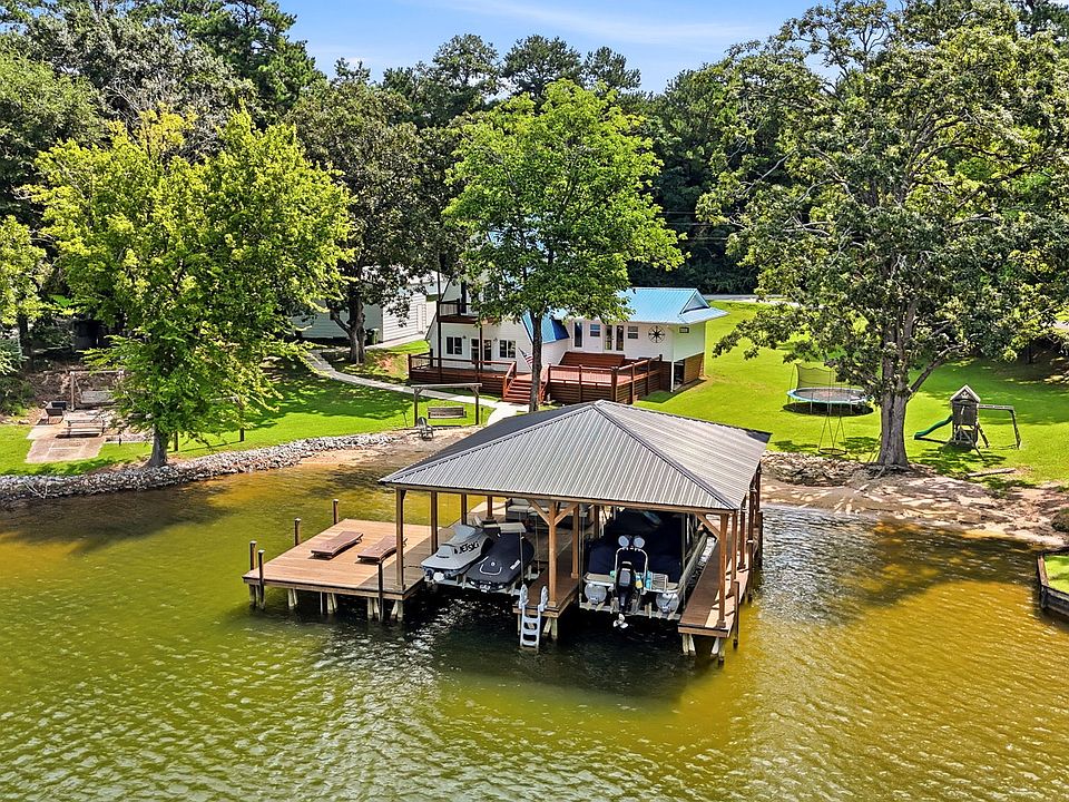 1st image of 124 Rosebud Ln