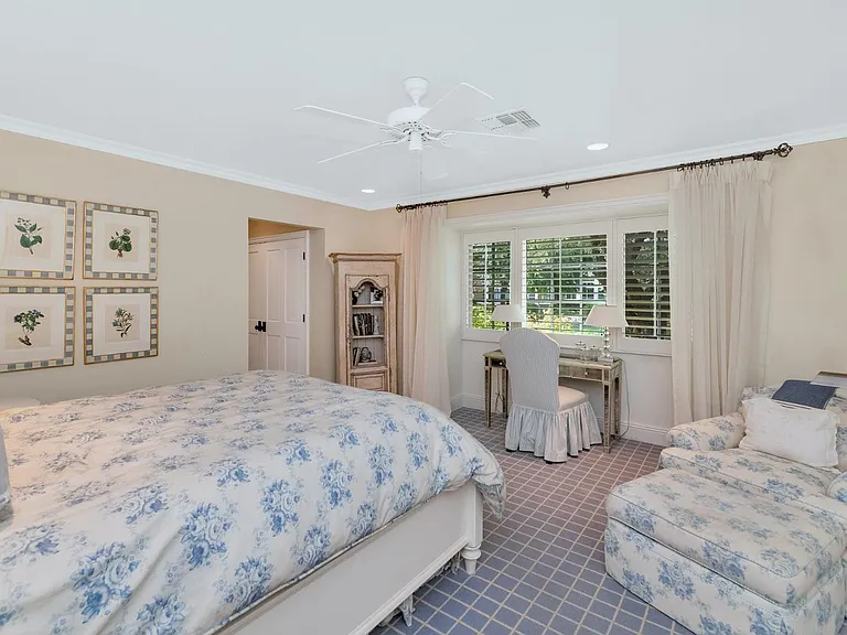6248 E Montecito Ave — Photo 8