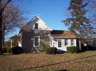 12919 Ridge Rd, Milan, MI 48160