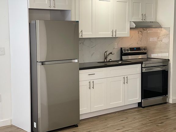 5th image of 6228 NW 4th Ave #6230