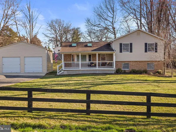 300 E East St, Purcellville, VA 20132