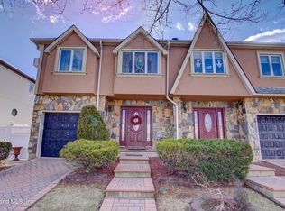 360 Gurley Ave, Staten Island, NY