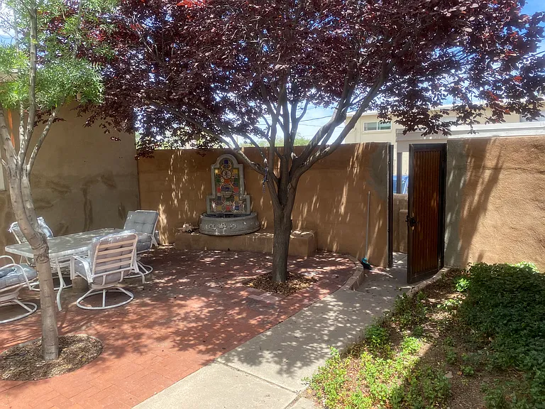 1213 Girard Blvd SE #A — Photo 26