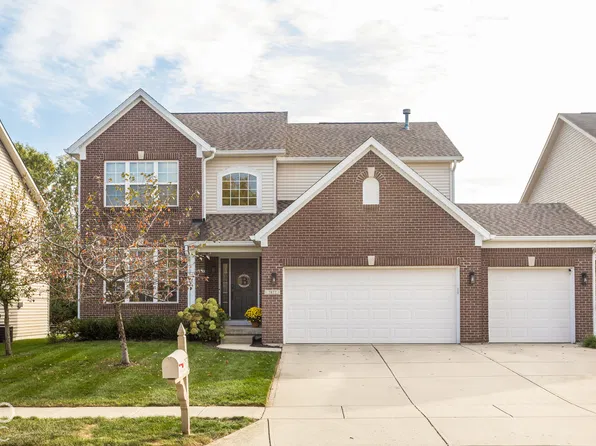 7877 Blue Jay Way, Zionsville, IN 46077