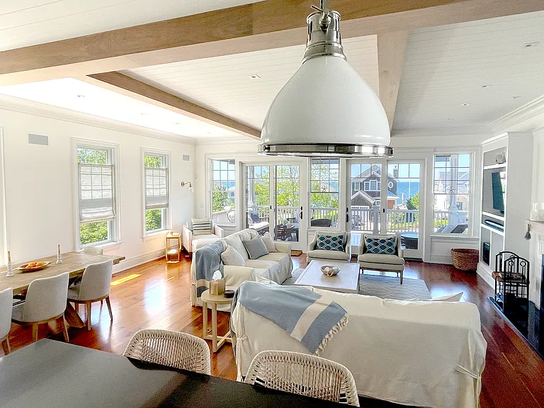 938 Sound Shore Rd — Photo 8
