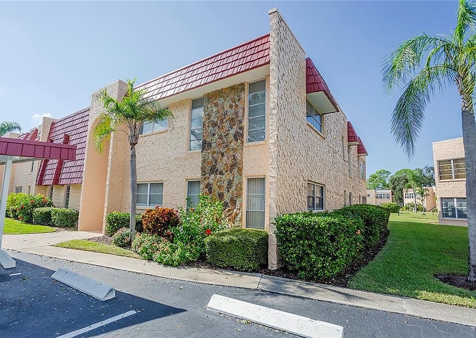 1st image of 111 Cedarwood Cir #111