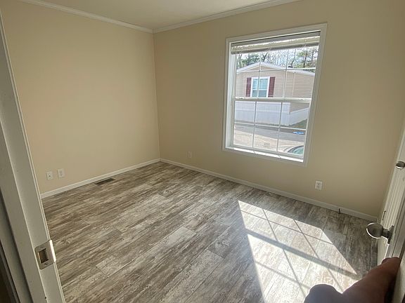 2nd image of 315 W Gordon Pike #59