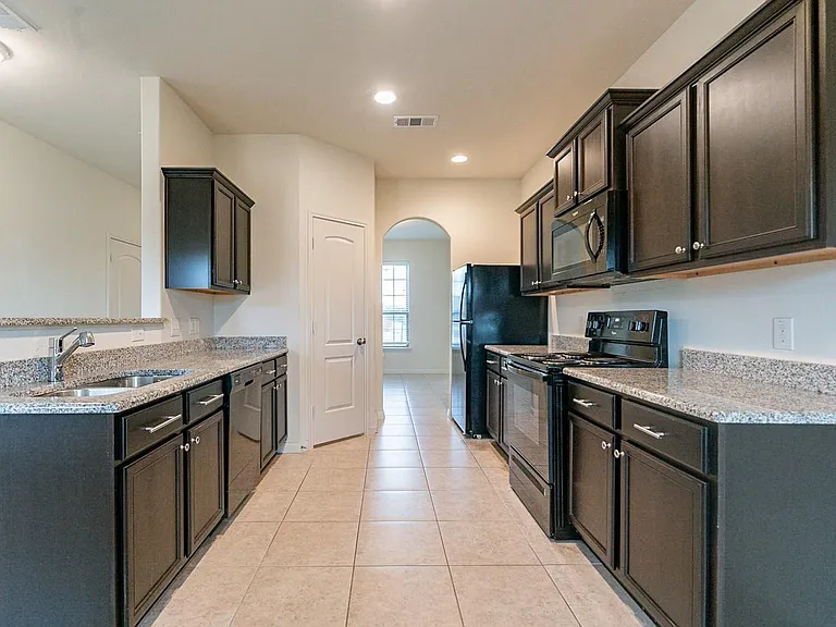 6116 Obsidian Creek Ct — Photo 3