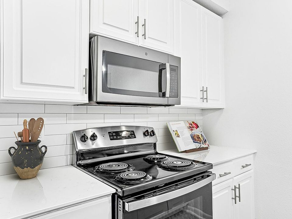 Unit 1207 B3 2BED 2 BATH 936 SQFT 5