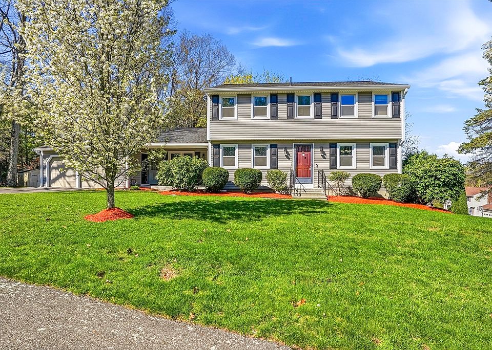 1st image of 31 Lexington Rd