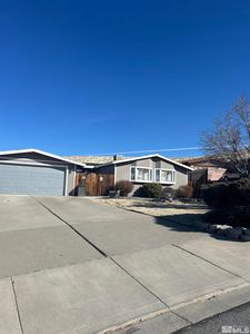 575 Summerhill Dr, Sun Valley, NV, 89433