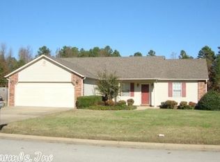 6701 Deerwood Dr, Paragould, AR 72450