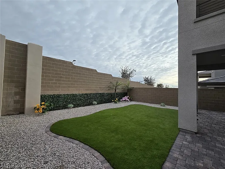 12434 Madison Park Pl — Photo 15