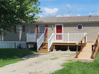 222 E North 2nd St, Stewardson, IL, 62463