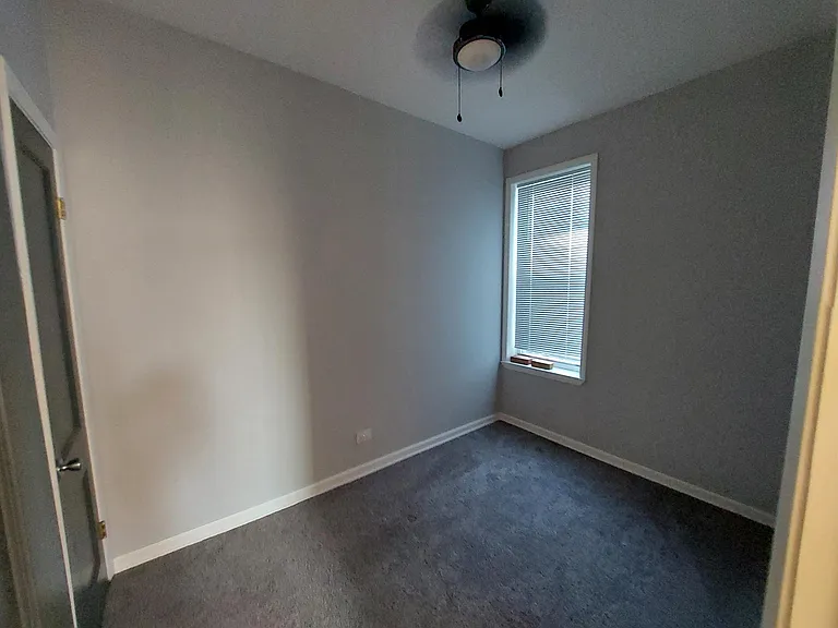 2652 W Iowa St #3R — Photo 5