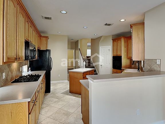 3rd image of 16514 Westwego Trl