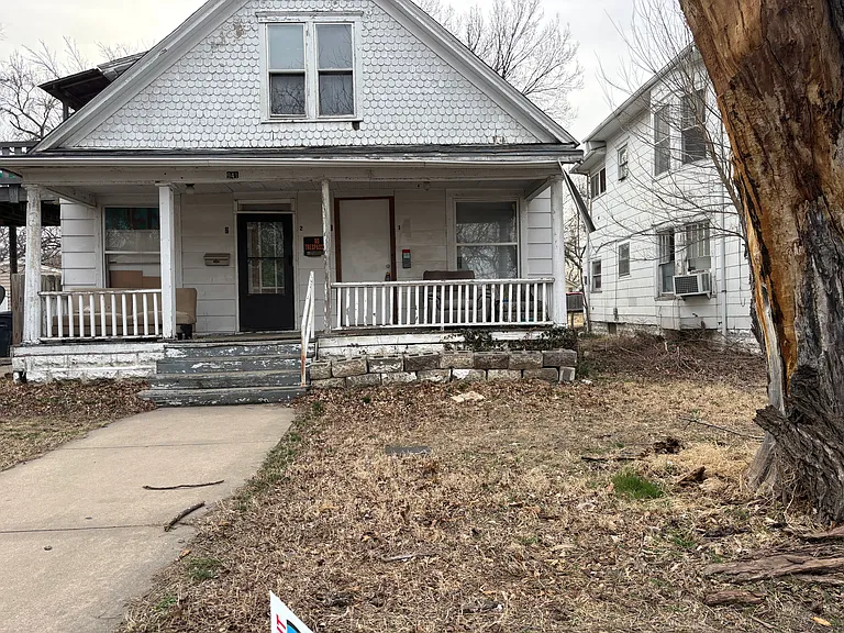 941 S Main St #1 — Photo 1
