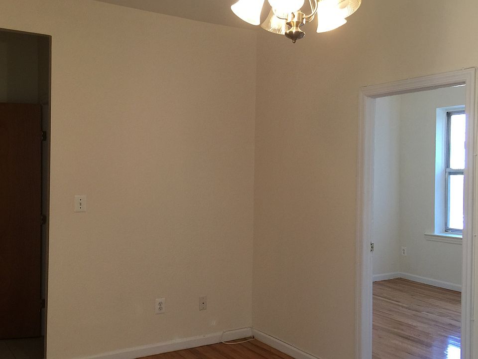 1st image of 2730 23rd St APT 2