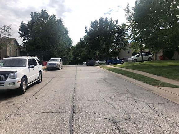 5th image of 905 NW 41st St