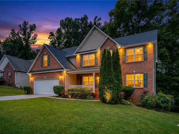 1726 River Mill Trl NE, Conyers, GA 30012