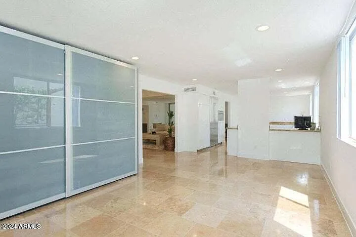 Office/ Flex Room