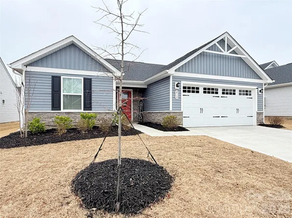 810 Purslane St, Lancaster, SC 29720