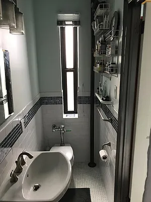 Sold by Bank Neary | media 6