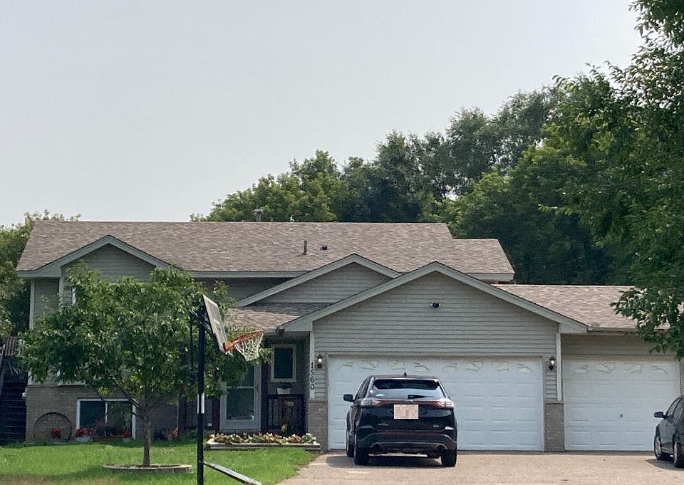 1st image of 1560 281st Ln NW