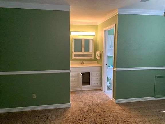 3rd image of 2313 Westfield St