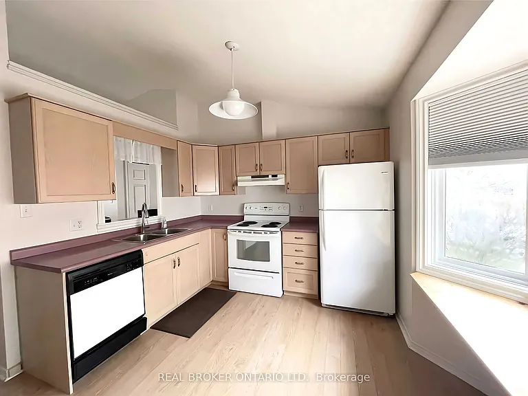 5999 Andrea Dr — Photo 4