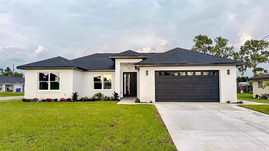3 bed, 3.0 bath, 1505 sqft, $2,350 — Photo 1