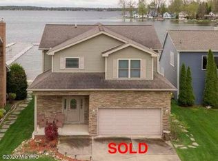 8048 Clarks Cv, Addison, MI 49220