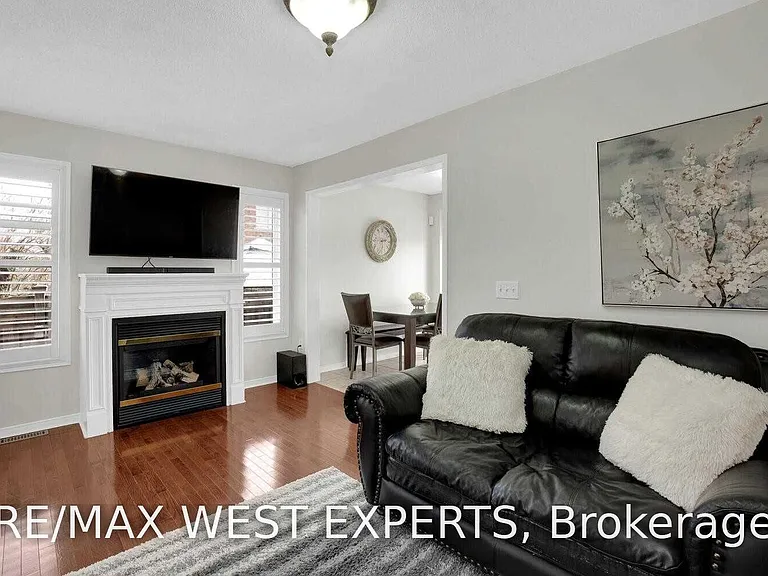 18 Forest Gate Ave — Photo 11