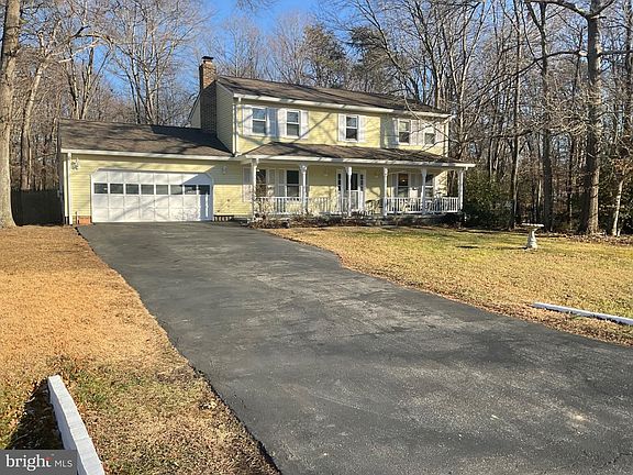 2nd image of 8555 Ridge Ct