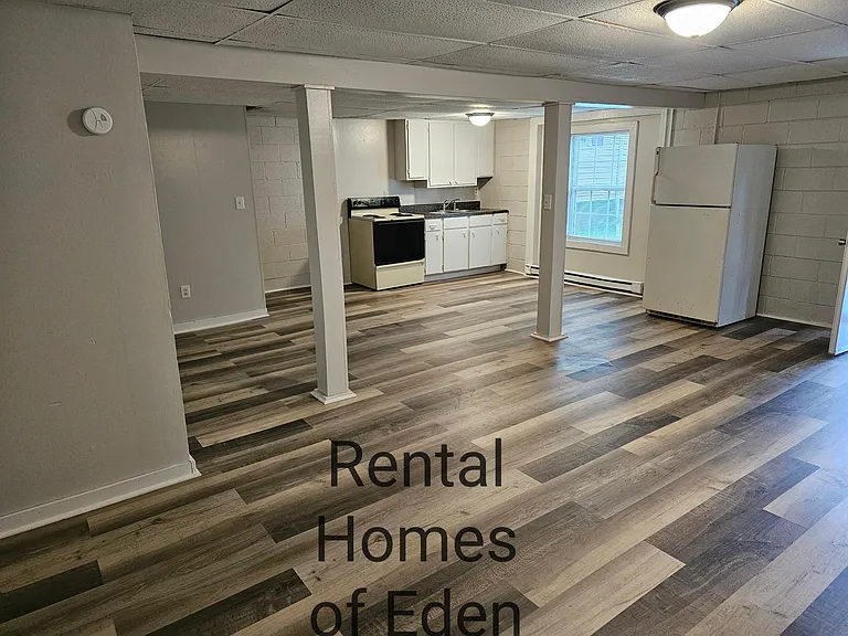 205 Maple St — Photo 3