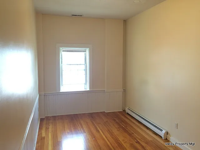 79 Hawley St #D — Photo 11
