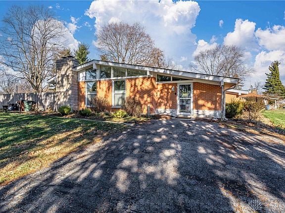 2nd image of 3376 Jonathon Dr