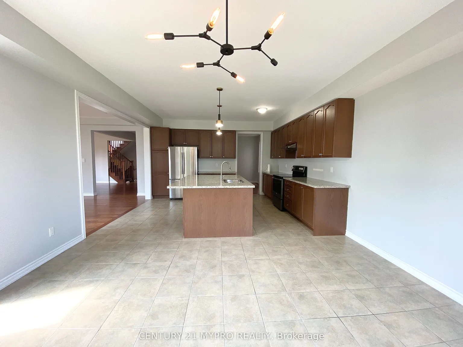 5 bed, $4,500 — Photo 4
