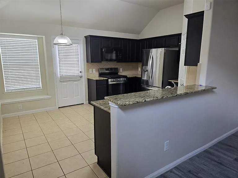 15106 Winter Valley Ct — Photo 5