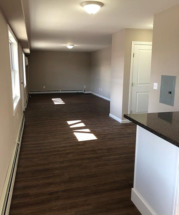 1st image of 92 Fitzgerald Dr APT 51