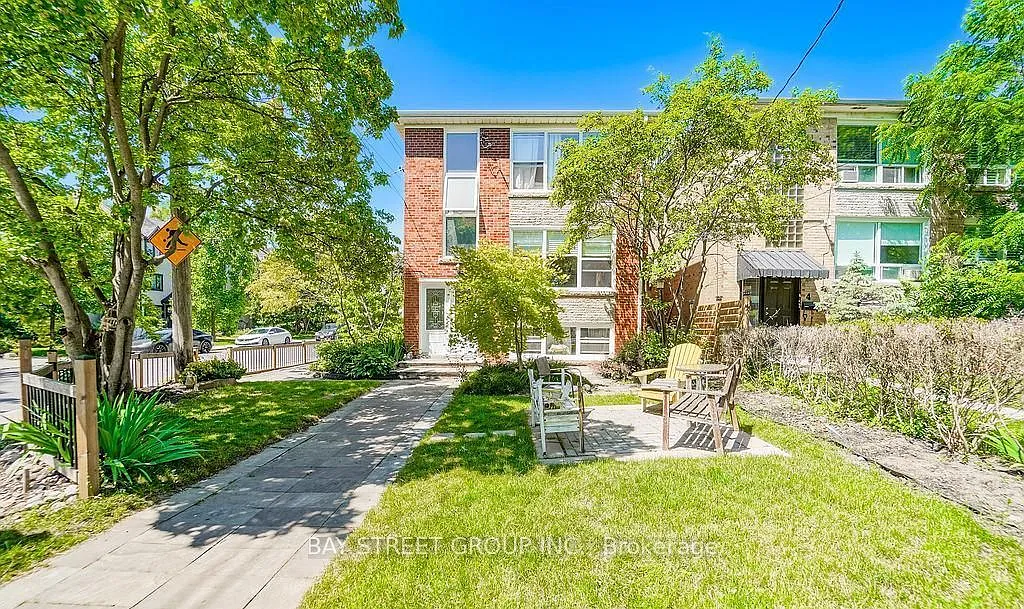 3 bed, $3,000 — Photo 1