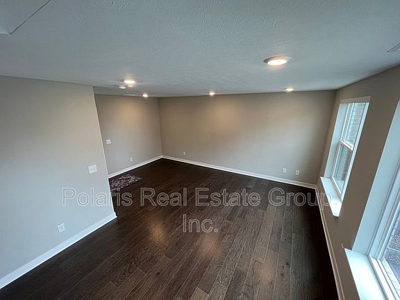 2nd image of 635 Golborne St
