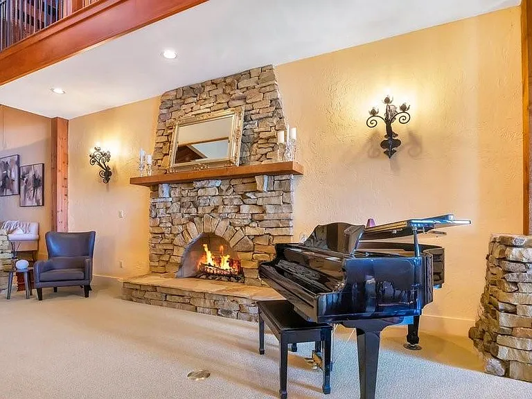 10577 Down Lakeview Cir — Photo 18