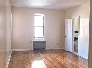 90-10 149th St #B, Jamaica, NY 11435