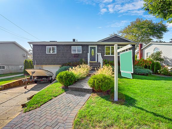2nd image of 2556 Nelson Dr