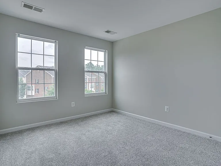 2895 Sedgemore Pl — Photo 21