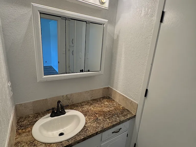 5605 Briargrove Dr — Photo 30