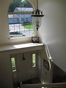 2nd image of 2258 Canterbury Dr