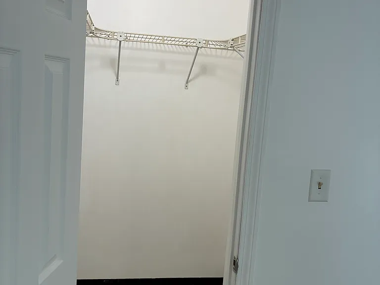 170 Pine St #5 — Photo 18
