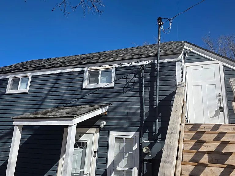 306 1/2 E Hughbert St #B — Photo 13